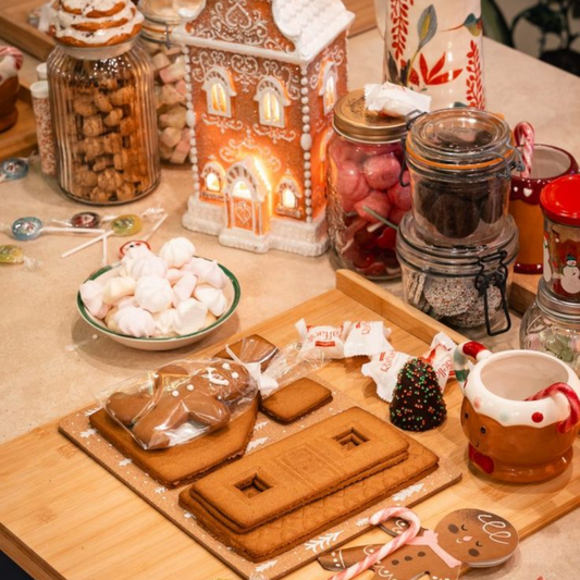 Gingerbread Houses Decoration Workshop